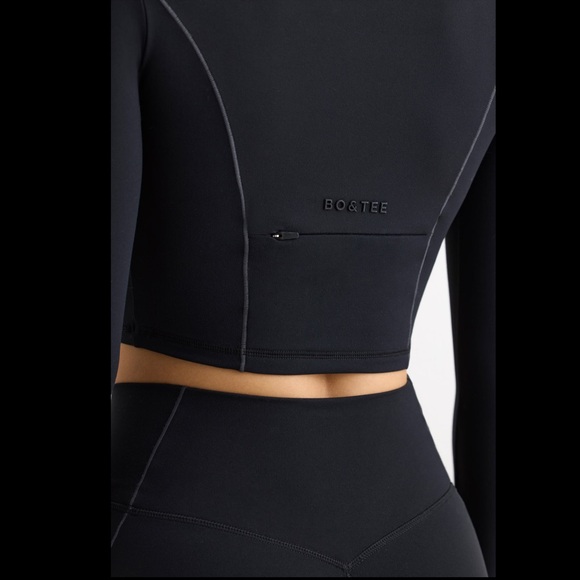 SOFT ACTIVE HALF ZIP CROP TOP - Picture 4 of 4